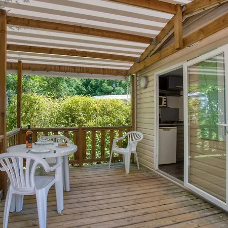 مكان تخييم Mobil-home Avec Terrasse A - Api-1-52-1141 *