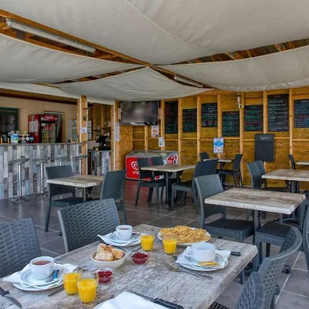 Mobil-home Avec Terrasse à - Api-1-52-1141